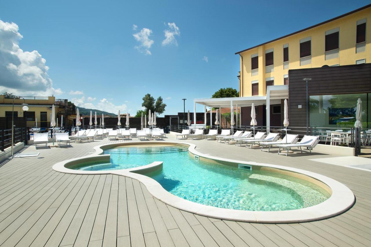 Hotel Ristorante Dante Torgiano Kültér fotó