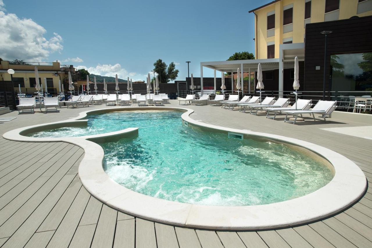 Hotel Ristorante Dante Torgiano Kültér fotó